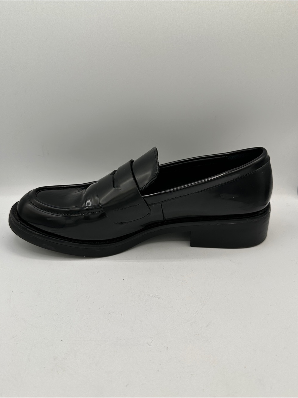Madden Girl black Cecilly penny loafers, size 7M - Picture 5 of 9